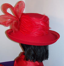 Ladies Red 100/% Wool Felt Hat.